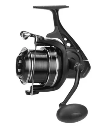 OKUMA BIG BOMBER SPOD REEL, BBS-7000S. LOADED WITH 30LB BRAID.