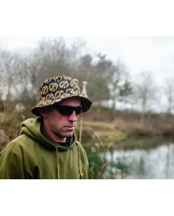 'No Sheep' Bucket Hat in Black